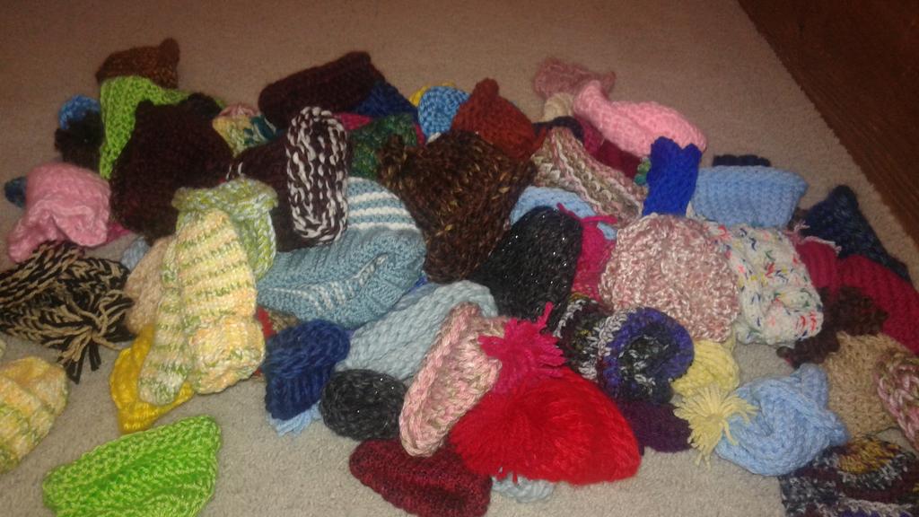 CalvinsHatsSCLA's tweet photo. I have officially reached my goal of 100 hats for my project! Thanks to all who helped!  @sclacapstone @SilverCreekLA http://t.co/eaEIp84IGP