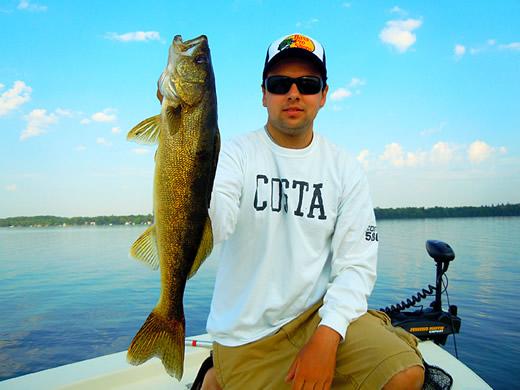 AnglinAuthority's tweet photo. Steve Rowswell shares how he cracked the code on spring walleye-> http://t.co/rB5TJZIpYU #walleye #fishing #spring http://t.co/abFpciL2oS