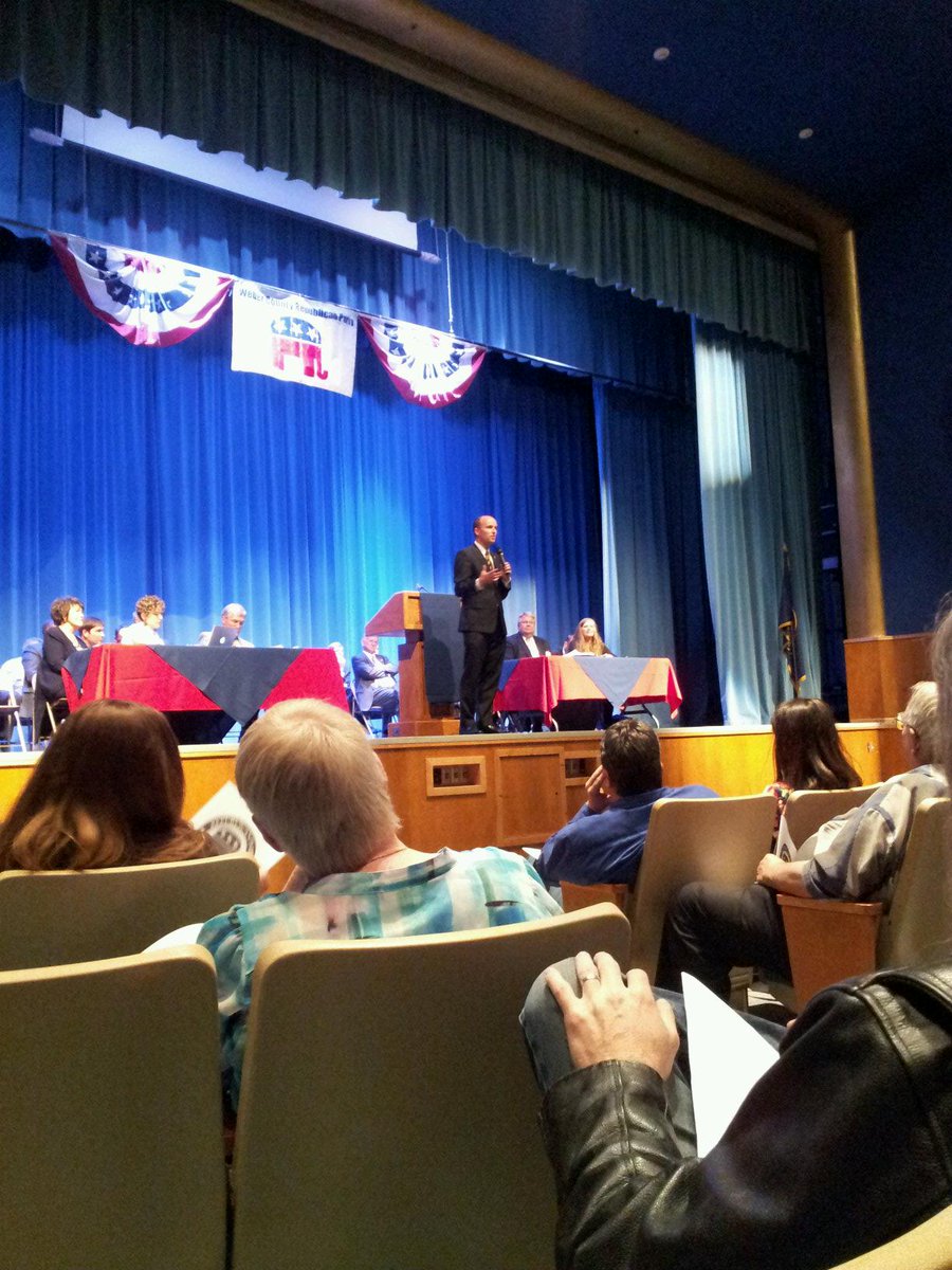 MatthewGwynn's tweet photo. Listening to the Lt. Gov. @SpencerJCox #utgop #wcgop http://t.co/cdspYzhC8Z