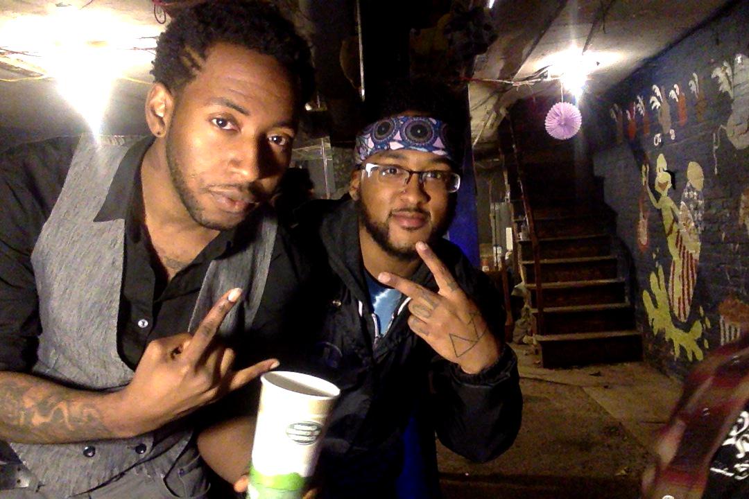 SLMusicpdn's tweet photo. Pre-show @ScottyGrigio and @the_cloudclan #Boston #hiphop #gotgrigio #rapper #shadowlake #pregame2015 http://t.co/wwcBBW2llU