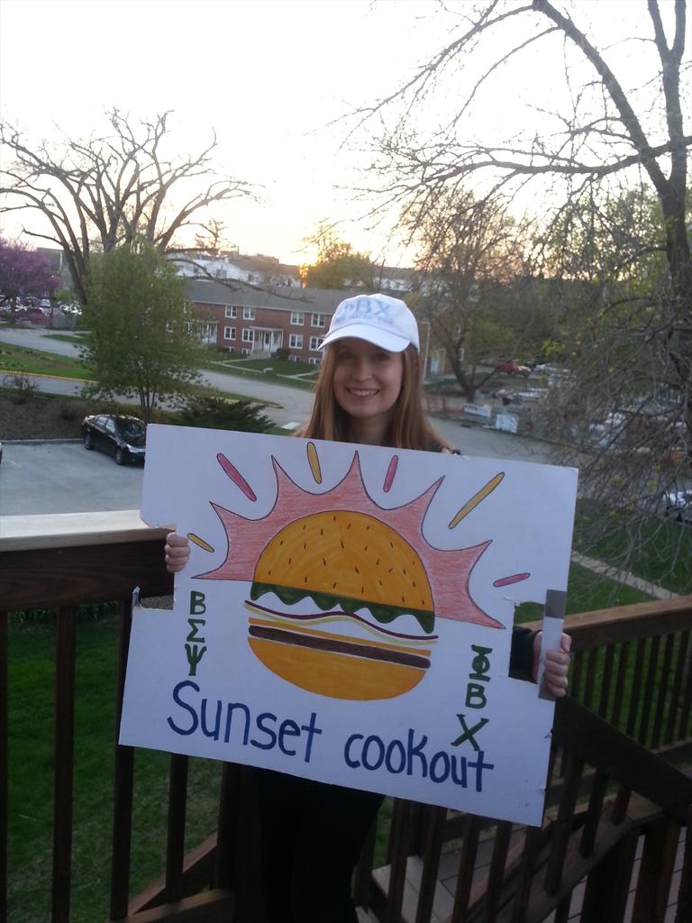 SunsetCookout's tweet image. Sun is setting and we're still serving for another hour!