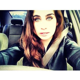 Yngridspinellis's tweet image. Caraalhoo como uma pessoa pode ser tão pfftt ?!... Que olhos ❤❤👌👌