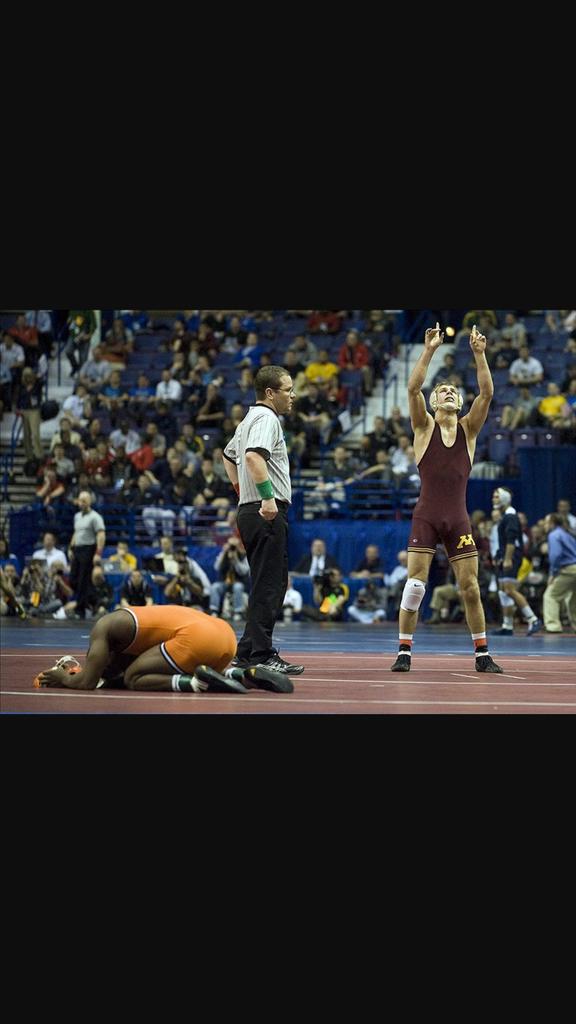 CauseWrestling's tweet image. Favorite college wrestling team 
Round 1

RT for Missouri 
Fav for Minnesota