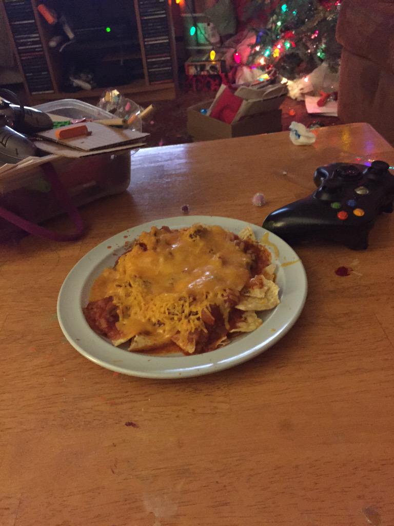 LJsHairHop's tweet image. I'm eating food With Mariah