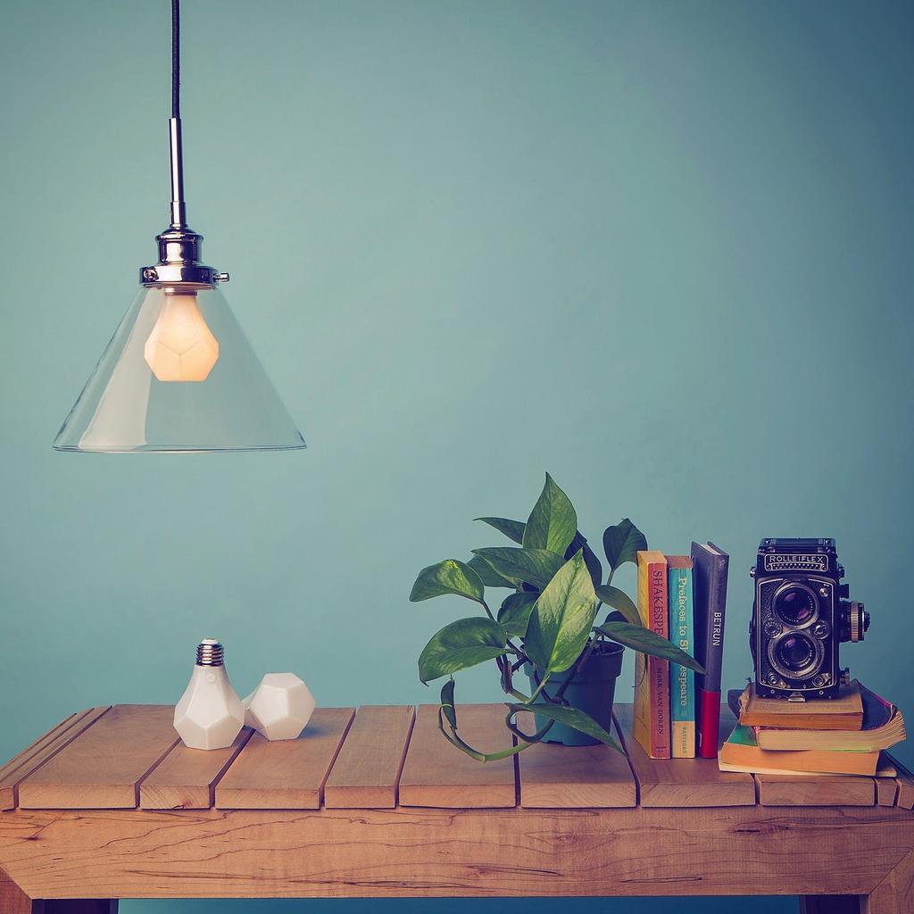 nanoleaf's tweet photo. It's time the world had a DECOR LED bulb that designers can finally love. Launch sale on our website! #NanoleafGem http://t.co/uu2fqd7XOu