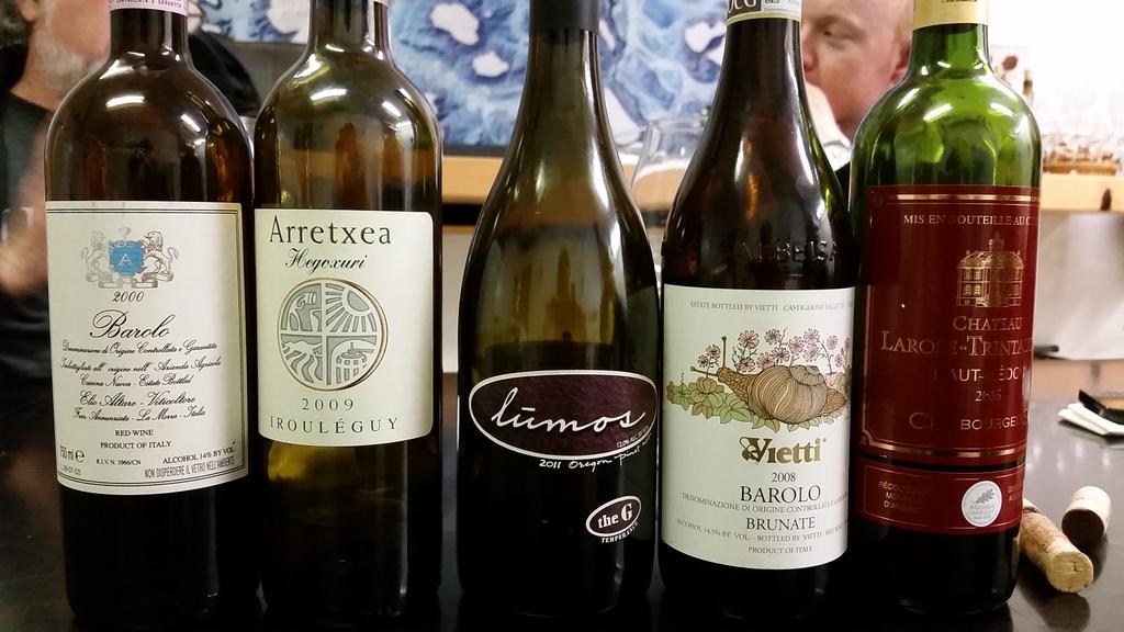 maxchapter's tweet photo. When a friend I met in barolo drops in, well, ... http://t.co/jfvjVdor3c