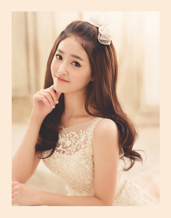 CreativeDolls's tweet photo. Sui's latest update: Currently majoring as actress at 서울예술대학 (Seoul Institute of Arts) [photo - 01/2015, magazine] http://t.co/hpMU02pWzi
