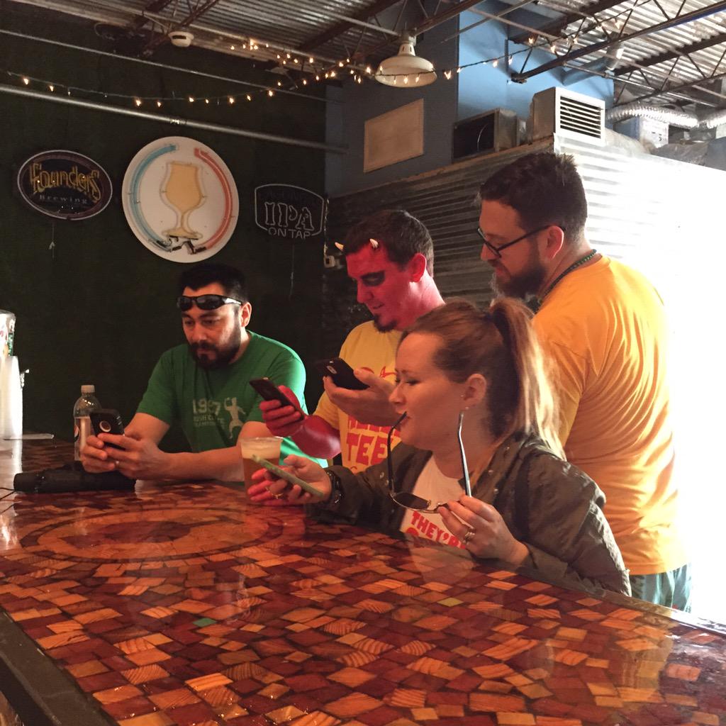 CourtyardBrew's tweet photo. Twitter celebs doing what they do best. cc @Bob_Heller @LuvPug @kDuncanG @MrDelFreaky #nolatweetup2015 http://t.co/HxNaFDFmnS