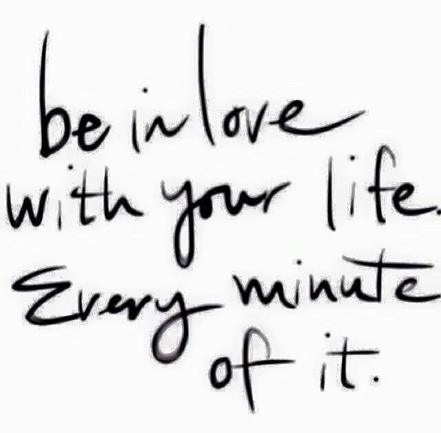 hannahspearritt's tweet photo. Have a gorgeous days peeps ✌️ http://t.co/tBLr5O1m4y