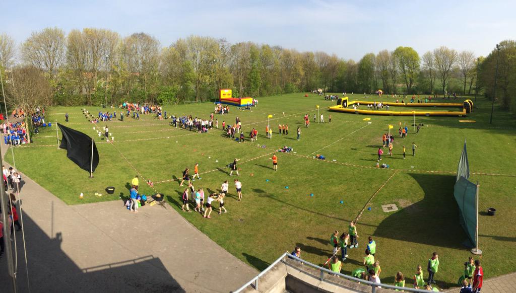 MartijnKteR's tweet photo. #koningspelen @breda door @BredaActief en @CIOSGoesBreda zijn geopend  #wvow2015 #brabantwater http://t.co/3FFeXtK0is
