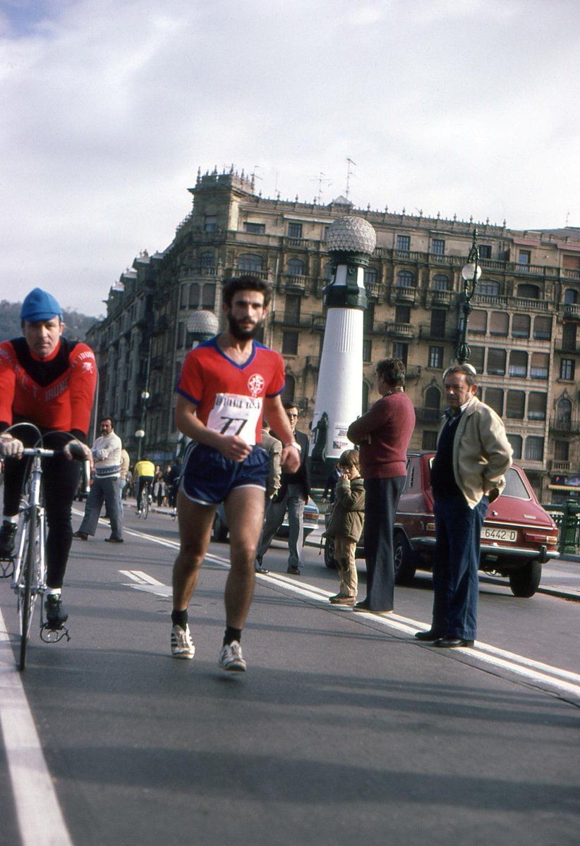 Bukatu da izen emateko lehenengo fasea.10512 pertsonek daukate bere dortsala.Hurrengoa 2015-05-05 12:00tan hasiko da