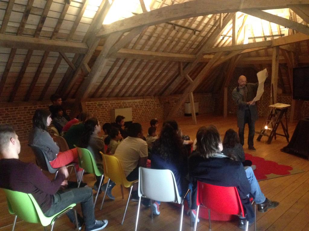 FrederikVCW's tweet photo. Ready for innovative learning 👍 #pxlictco http://t.co/Mo0RV8sLIF