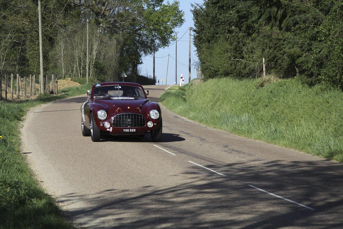 VeloceBooks's tweet photo. Ferrari 212 Touring Berlinetta at @tourauto #TourAuto2015.
Photo by @DriveGuideGuru http://t.co/DzBUbceyxk
