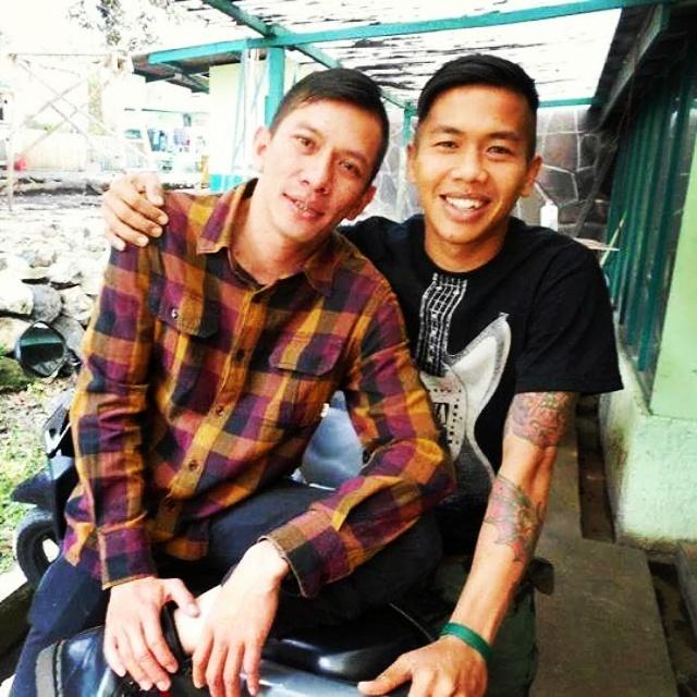 ginankoesmayadi's tweet photo. Semoga kau bahagia disana&amp;Semesta Raya menerima semua kebaikanmu,Much Love&amp;Load of Respect http://t.co/6rLW8COt7G