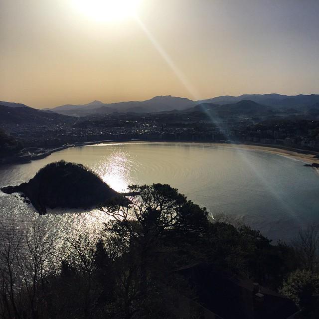 Egun on!!! Regalitos de #viernes que nos hace nuestra fotógrafa favorita <a href="/Eortolaiz/">Estitxu Ortolaiz</a> #Donostia