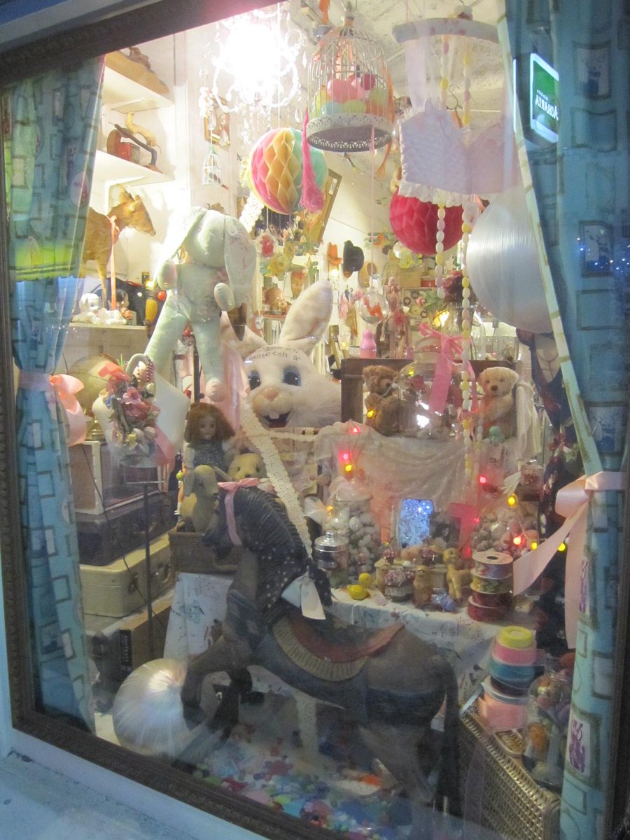 AmanojaKu620's tweet photo. 明日のAmanojaKu蚤の市は１２時～１８時位の予定です！
ぜひぜひお越しください＾＾ http://t.co/hE9tS1X94j