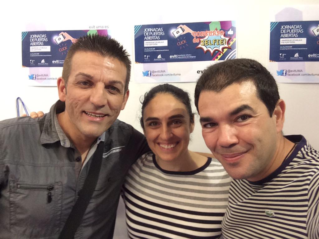 jlar1972's tweet photo. Empezamos el último día de #evltselfie en @Destinouma #2015 en el stand de @evltUMA http://t.co/3GW7os20Fp