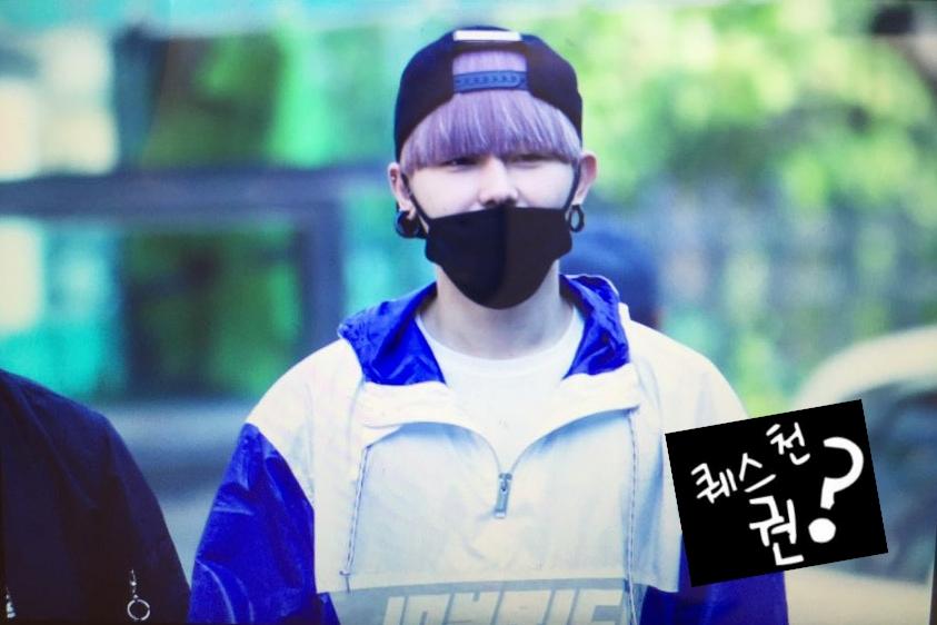 QuestionKwon's tweet image. 150424 KBS 뮤직뱅크 재출근 #블락비바스타즈 #유권 #품행제로