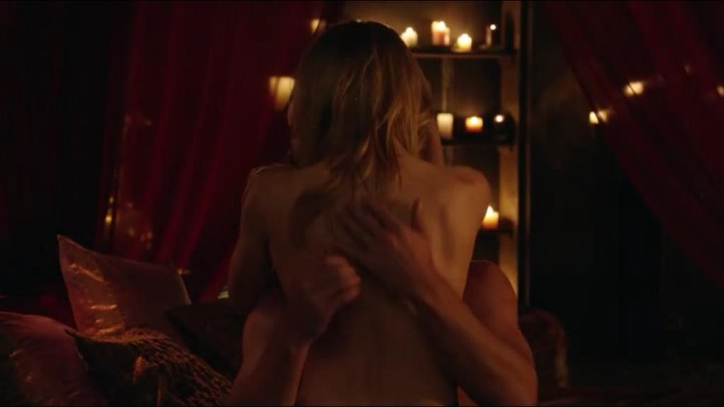 strangergirI's tweet photo. No se como continuar despues de esto #OlicityMakingLove #Olicity ❤ http://t.co/eclmkeUKdy