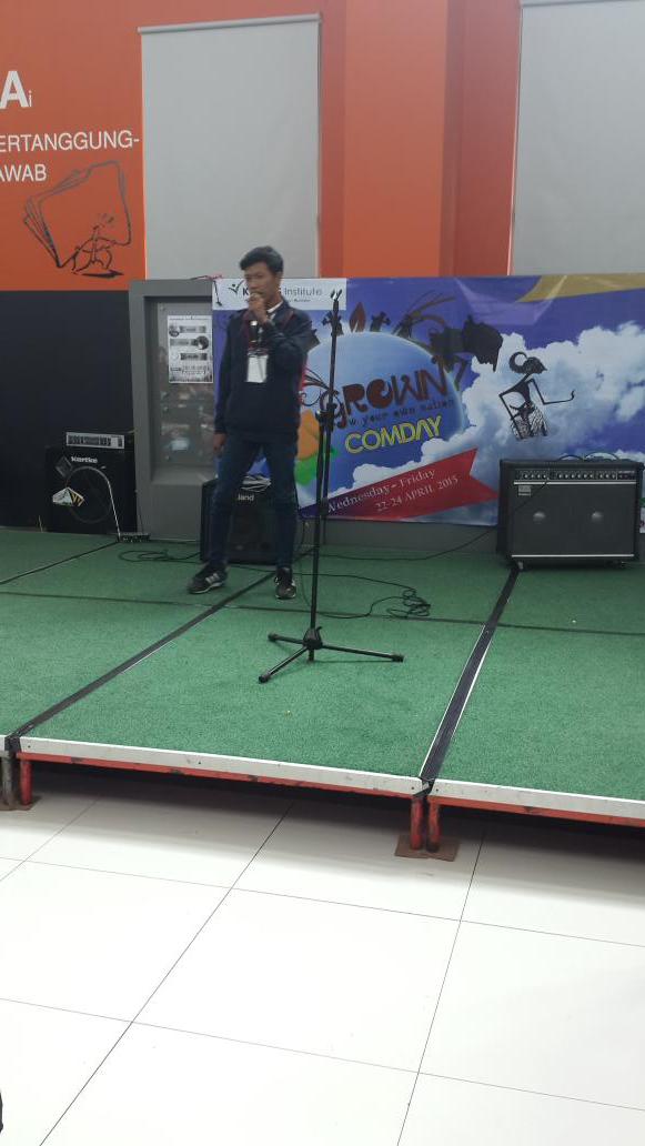 kalbis_comday's tweet photo. Ini dia peserta stand up comedy selanjutnya.. http://t.co/tHLi5QLNGX