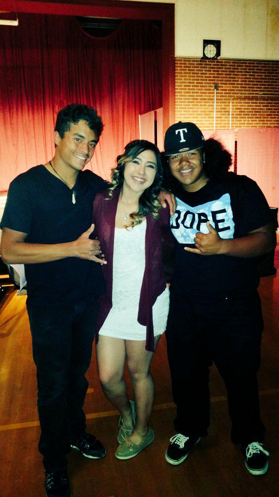 seviee_rrr's tweet photo. Kind of somes up my night 🙌💕
It was an honor hosting, thank you SHS ✊🚂😭💕
#Seniors #LipSync2014 #Goodvibes http://t.co/5shJTyajiz