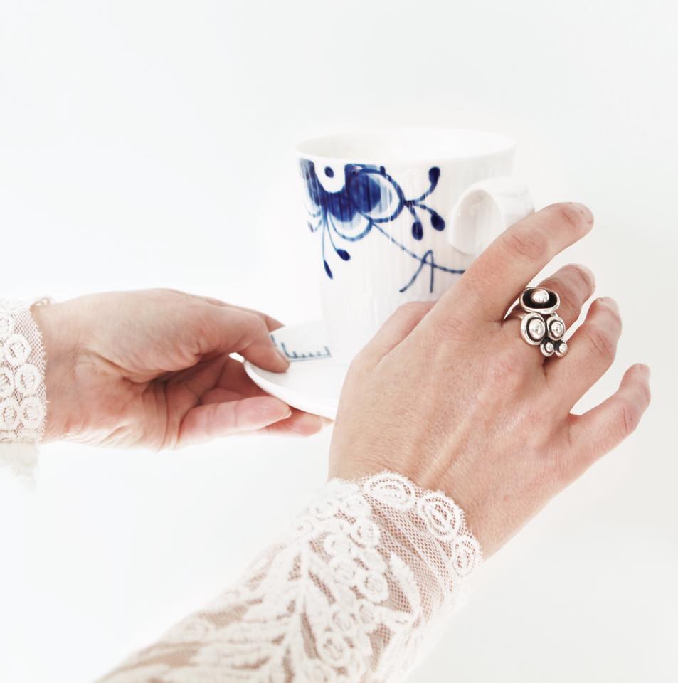 clanofdk's tweet photo. Good morning! Remember to make great things happen today! 

Love from http://t.co/LCdywPjJrp #Sterling #Rings http://t.co/axQJWLTu40