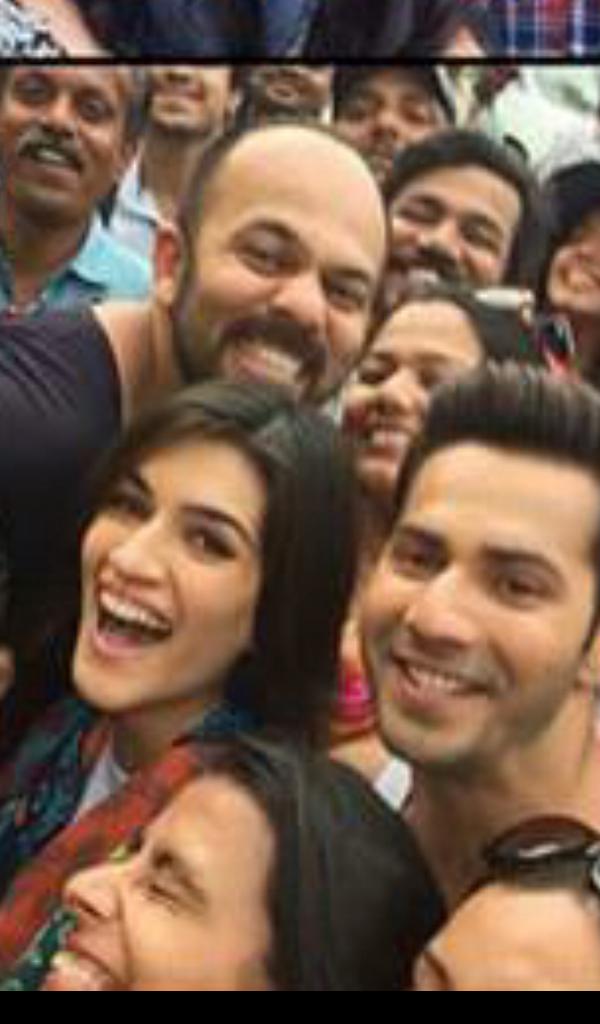 Happy Birthday Varun Dhawan
Frm All fans  Have the best bday! Cant Wait 2 watch u guys OnScreen 