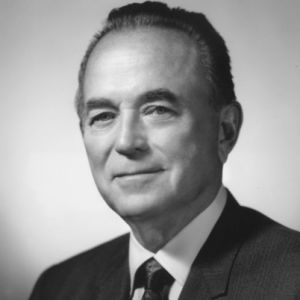 bienplanchao's tweet photo. En honor al gran hombre de franquicias Ray Kroc, proponemos el 5 de Octubre como #DiadelasFranquicias @Profranquicias http://t.co/zpikx11ayV