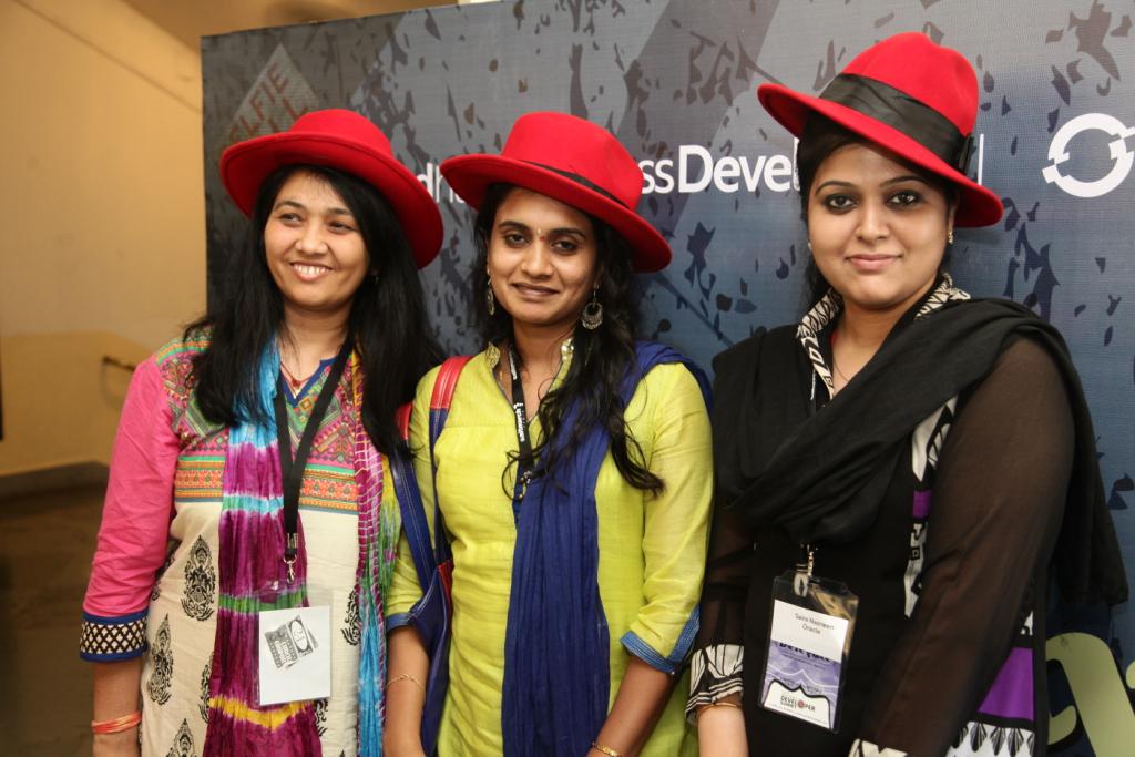 YounionEvents's tweet photo. Good morning and welcome to Day 4 of #GIDS. Join in on all the action at the #RedHat booth. http://t.co/fymQkdzjG9