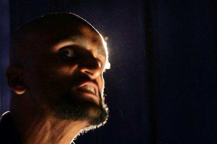 ashokachowta's tweet photo. I'm the baldy, taken in 2010 playing Brad the vampire for 'Linkr' http://t.co/XUUcszI0uQ