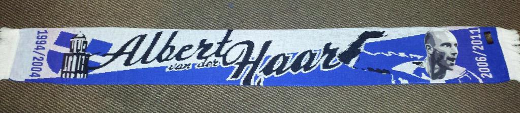 Wie kan de fanshop van #PECZwolle helpen aan dit sjaaltje?
Moet wel in nieuwstaat zijn.
RT svp.
