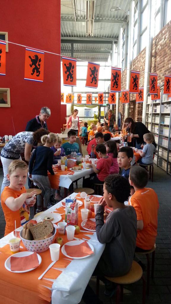 Zo gezellig en lekker het Jumbo Koningsontbijt op de Boemerang!