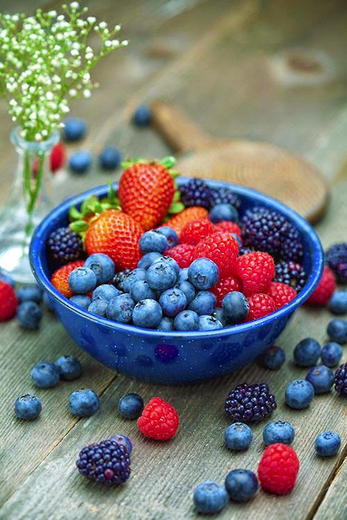 🍊🍏🍎🍌🍠🍅🍇🍈🍉🍍🍓🍒🍑🍐🍋🍊🍏🍒🌹