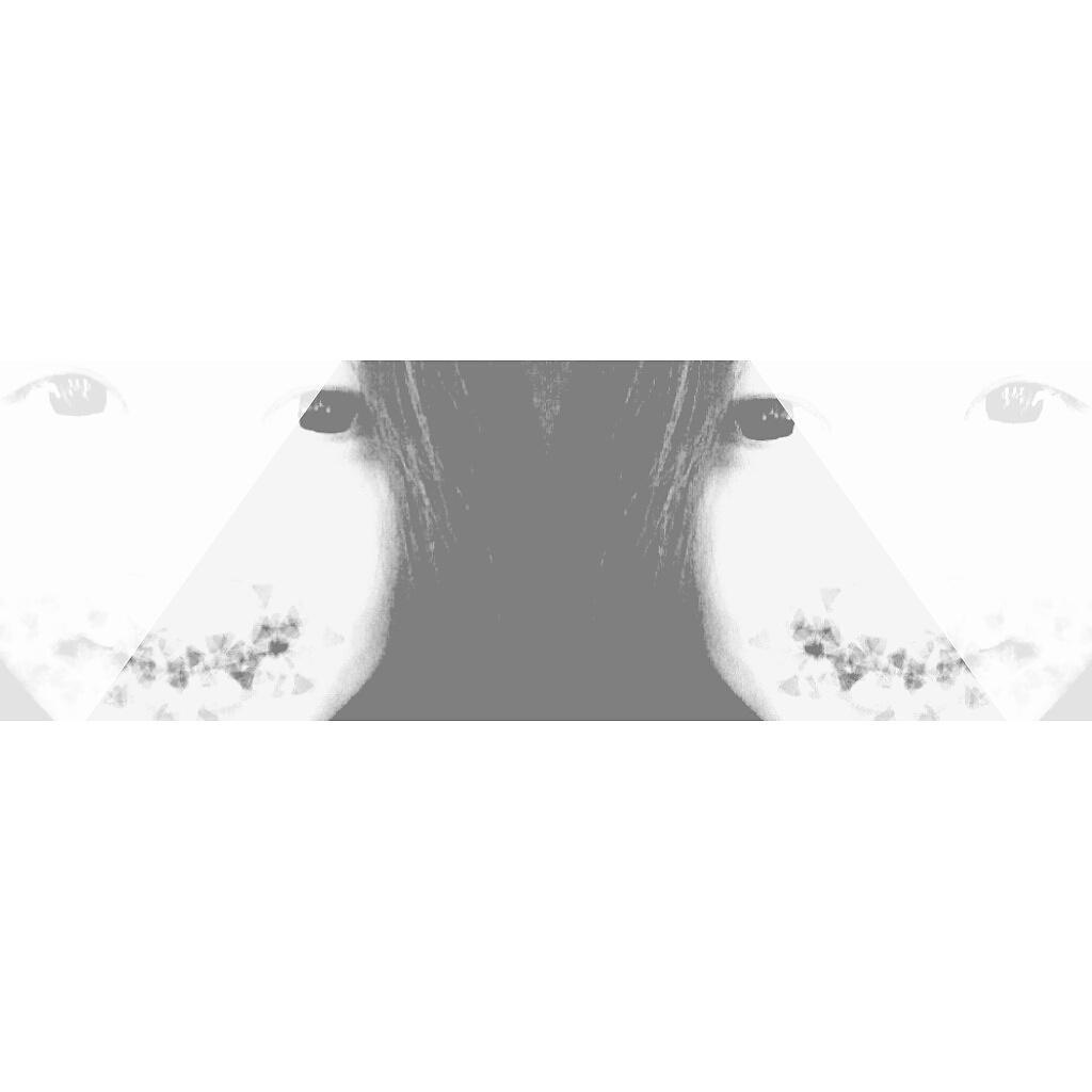 maulitaputrid's tweet photo. 👀👄 http://t.co/ajWir8Gvcf
