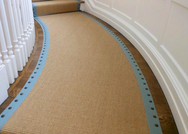 Nice choice for the steps &amp; winding corridor with custom #carpetnailheads. #carpetinstallation. #interiordesign