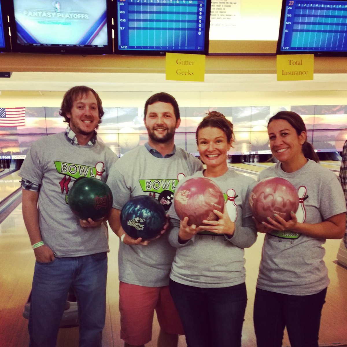 EMJSpecProjects's tweet image. Gutter Geeks rocked it at the BBBS Bowling for Kids’ Sake Fundraiser. Way to go, guys! #accent #bbbs #emj