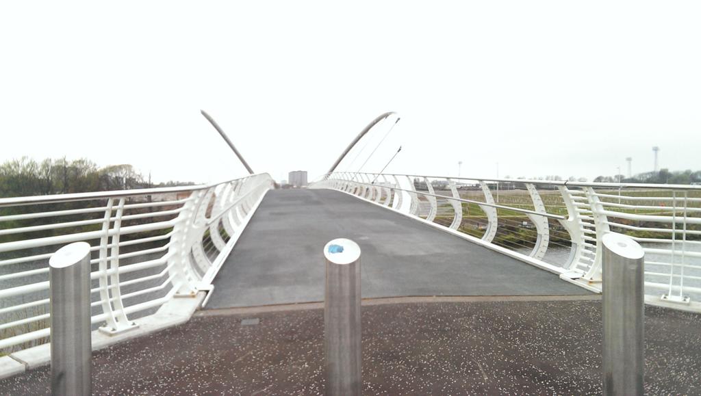 The Clyde walkway by foot Cambuslang to Glasgow  #Glasgow #clydewalkway  <a href="/DiscoverGlasgow/">Discover Glasgow</a> Shawfeild  halfway in