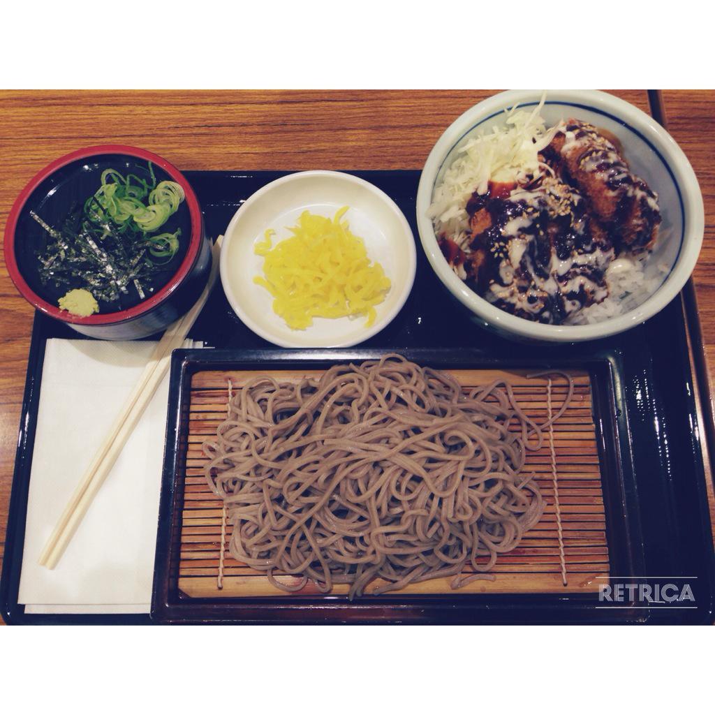yr2623's tweet photo. 2015.04.24🐷遠足の後にココエ💘
毎回ゆきと食べる味噌カツうまし😘

@yu_uuuu26  @XxxBana http://t.co/ER4DO5haMa