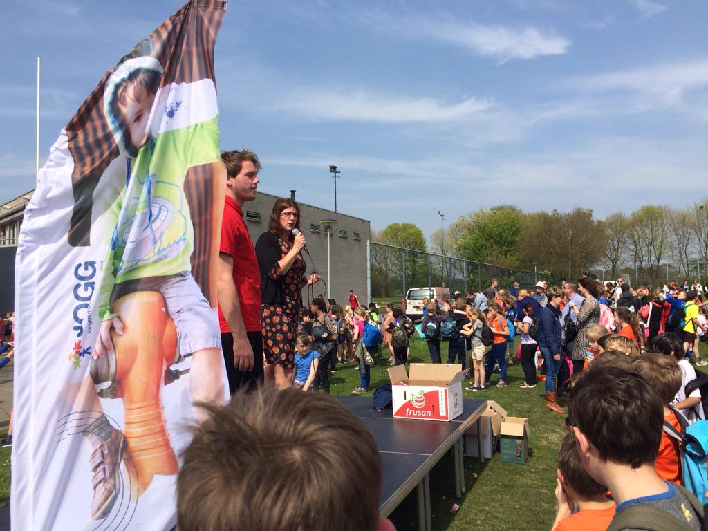 @MiriamHaagh sluit #koningsspelen <a href="/breda/">Gemeente Breda</a> door <a href="/BredaActief/">Breda Actief</a> #CIOS en wenst iedereen fijne meivakantie! #wvow2015 #jogg