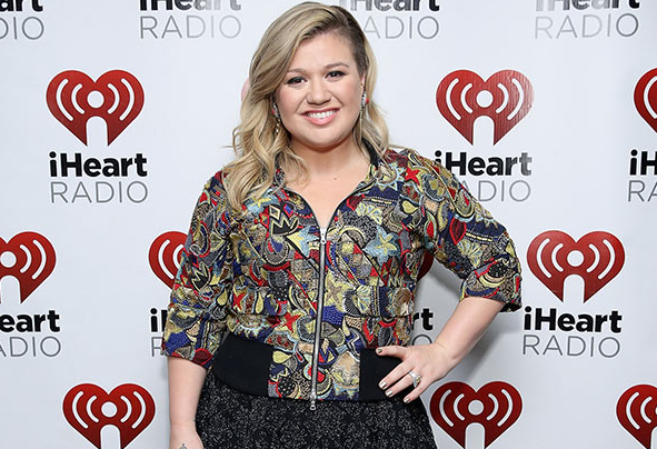 Happy birthday, Kelly Clarkson!  