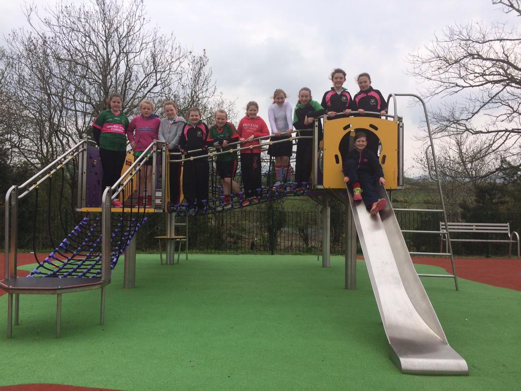 Our P7 girls team competed in county 9 A-side blitz today. Hard fought matches &amp; as ever ambassadors for Annaclone🏆