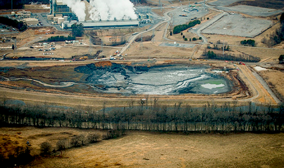 dtdchange's tweet photo. Don't drink the water
#Dukeville 
Duke Energy Coal Ash Suspected In Water Well Poisoning
http://t.co/0DtFFZLOrp http://t.co/N7Xg589hpv