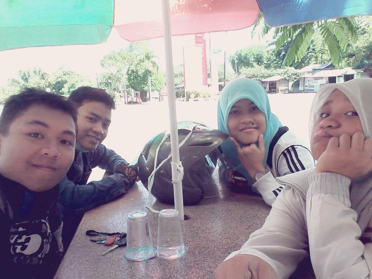 sheelfauzie's tweet photo. trip to kota malang @RifqahRycancer http://t.co/1OZnlrjrgE