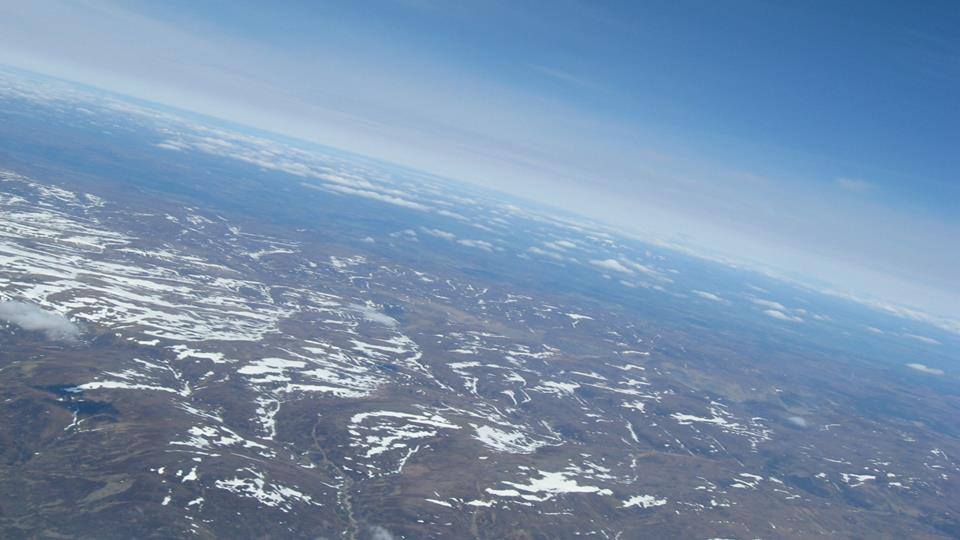 UofGlasgow's tweet photo. A team of students from Space Glasgow took these amazing photos from the edge of #space using a high altitude balloon http://t.co/S8mlBr3yAb