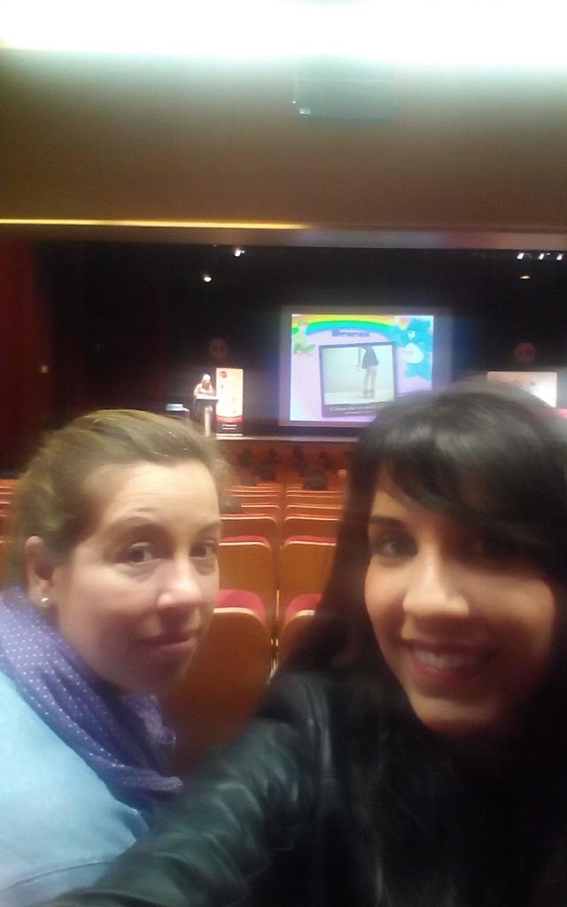 helenasoto_'s tweet photo. @chemaalonso nos habla sobre la diferencia entre #hackers y #cibercrimilales #Madaíshenacción http://t.co/PhPGPFFBkP