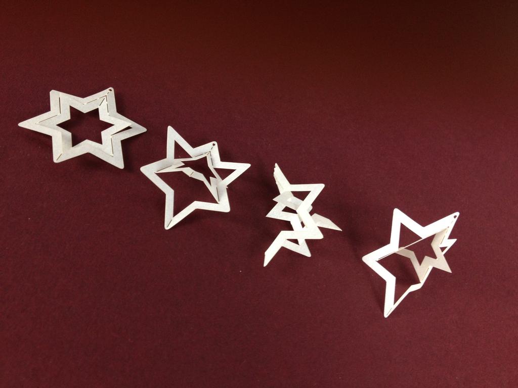 FoldForm's tweet photo. #FoldForm #earrings #accessories #design #popup #popupology #papershapers #kinetic #kiriorigami #geomteric #london http://t.co/hYhgjvqlhc