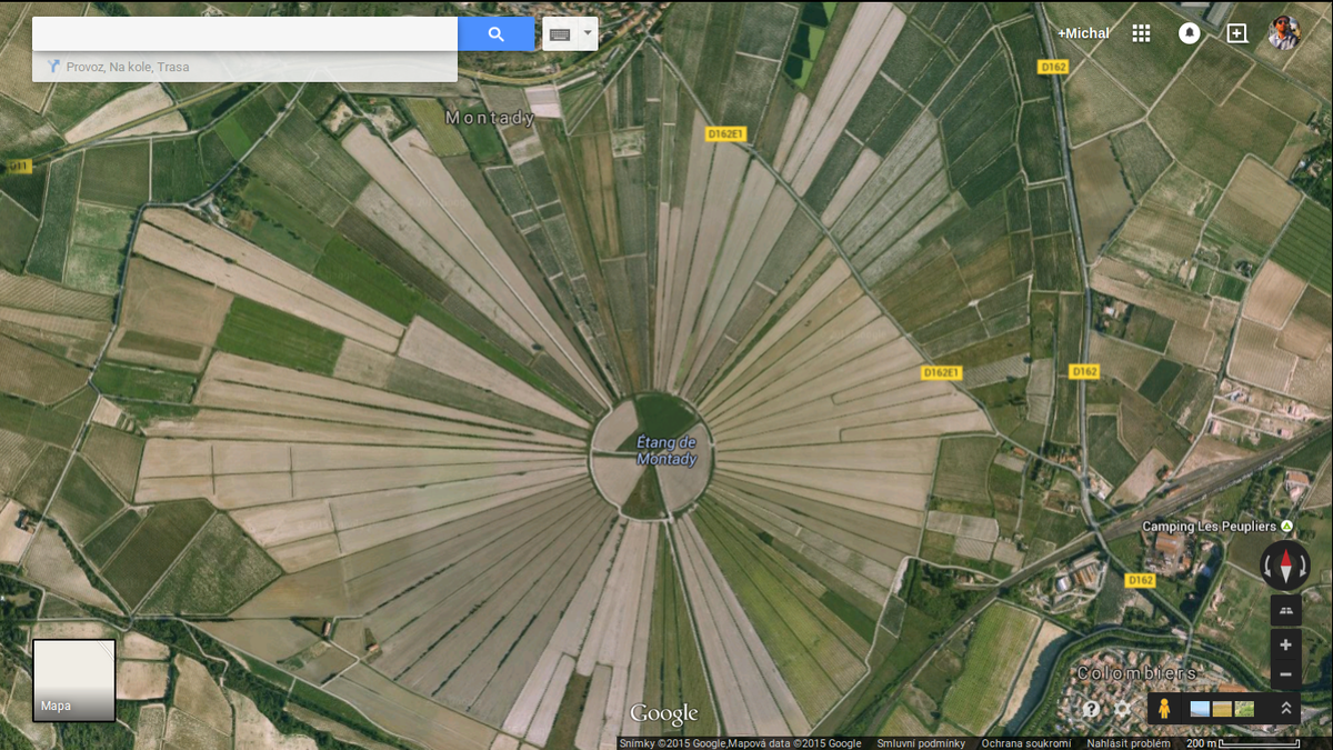 zimmicz's tweet photo. Weirdest field ever #work #ign #clevermaps http://t.co/WuyJO9uDVc