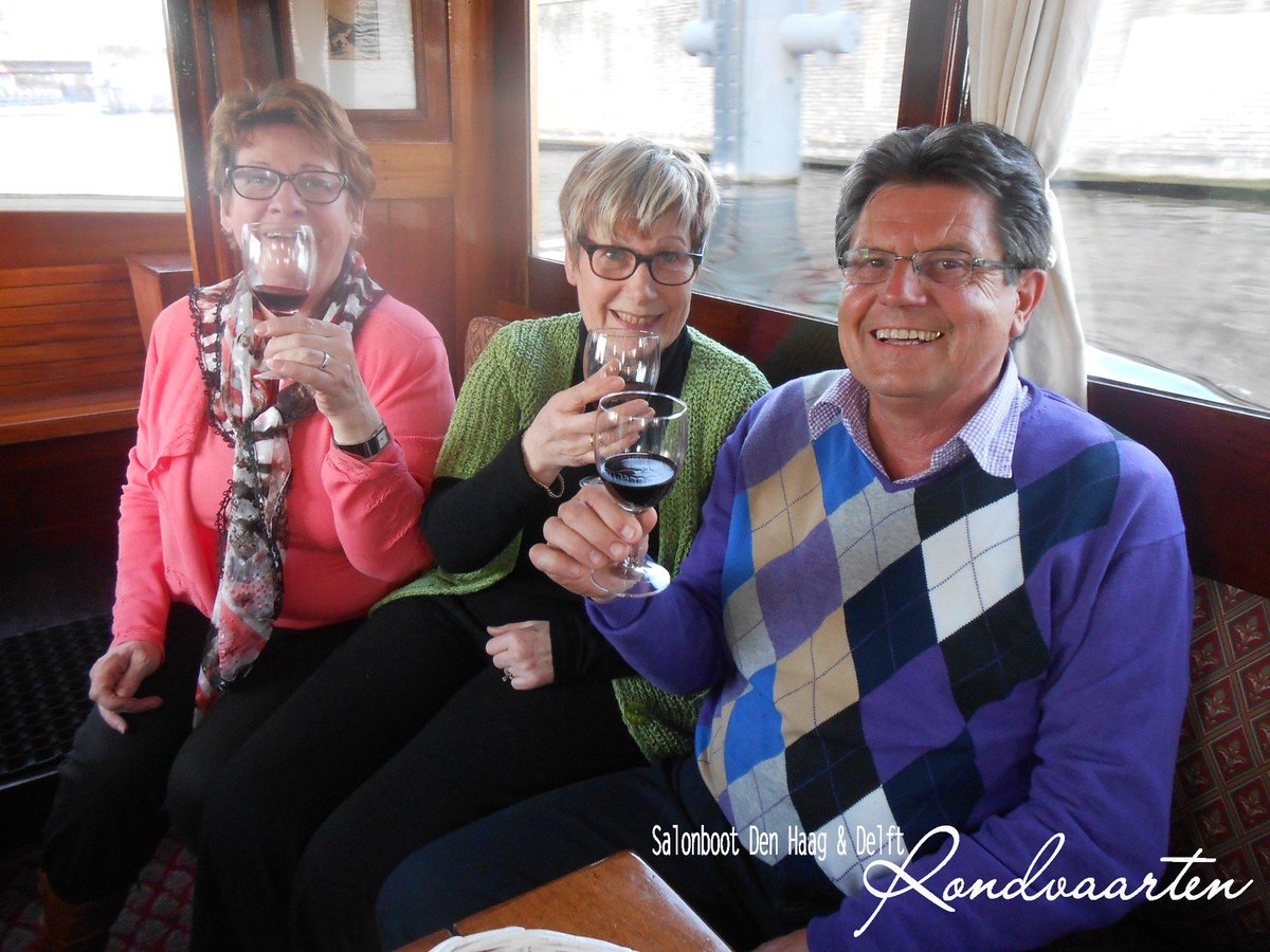 Salonboot's tweet photo. Op vrijdag 1 mei 2015 is de volgende #rondvaart met #wijnproeverij vanuit #DenHaag: http://t.co/ErQh6XmvIg - http://t.co/nBBFhZdN8N