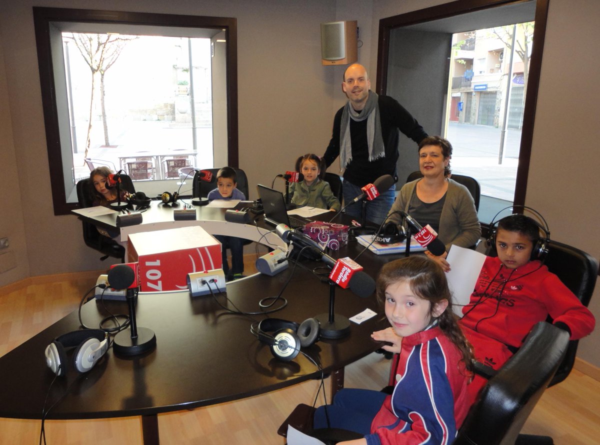 Programa amb els guanyadors dels Premis Baron de Carlos Categoria A (de 6 a 8 anys) #Tordera ivoox.com/bon-dia-menuts…