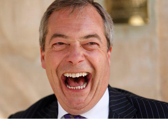 oddschecker's tweet photo. #UKIP now ODDS-ON to win South Thanet. At this rate, Nigel Farage will be an MP!

Latest Odds: http://t.co/WtzILpNNgV http://t.co/9NYpYK3vEk